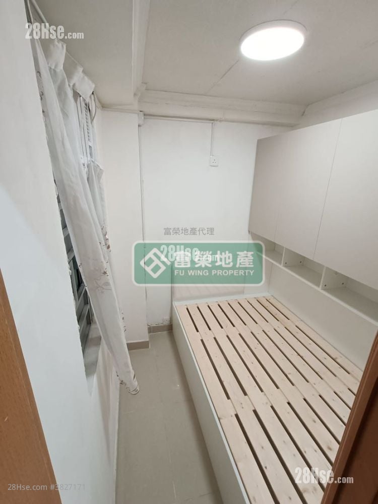 金安大廈 售盤 1 房 , 1 浴室 208 平方呎