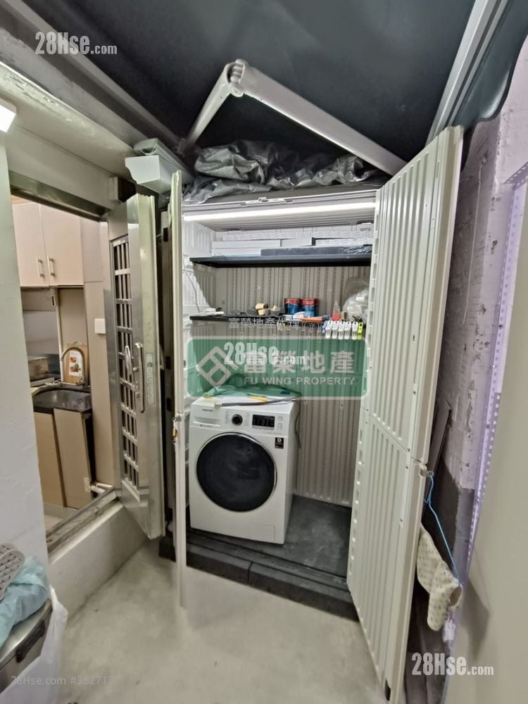 金安大廈 售盤 1 房 , 1 浴室 208 平方呎