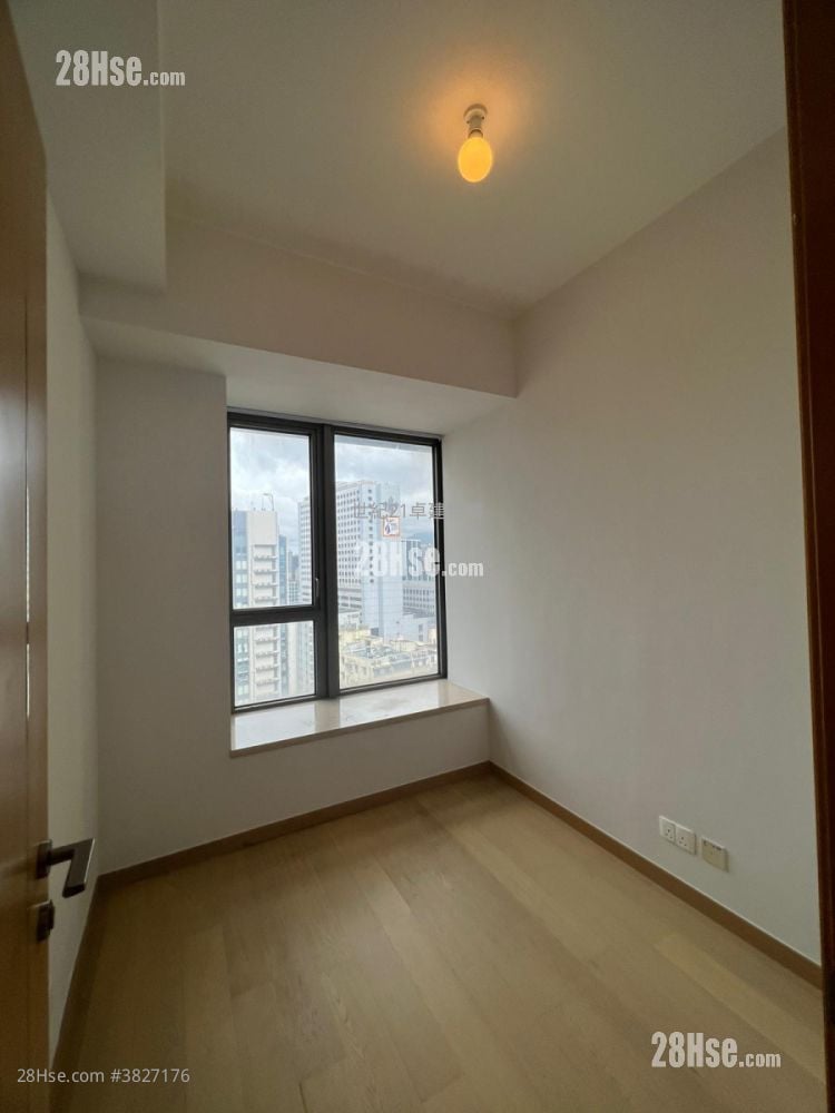 Grand Austin Sell 2 Bedrooms , 2 Bathrooms 595 ft²