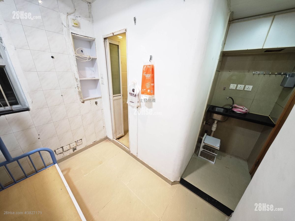 東誠大廈 租盤 開放式間隔 , 1 浴室 100 平方呎