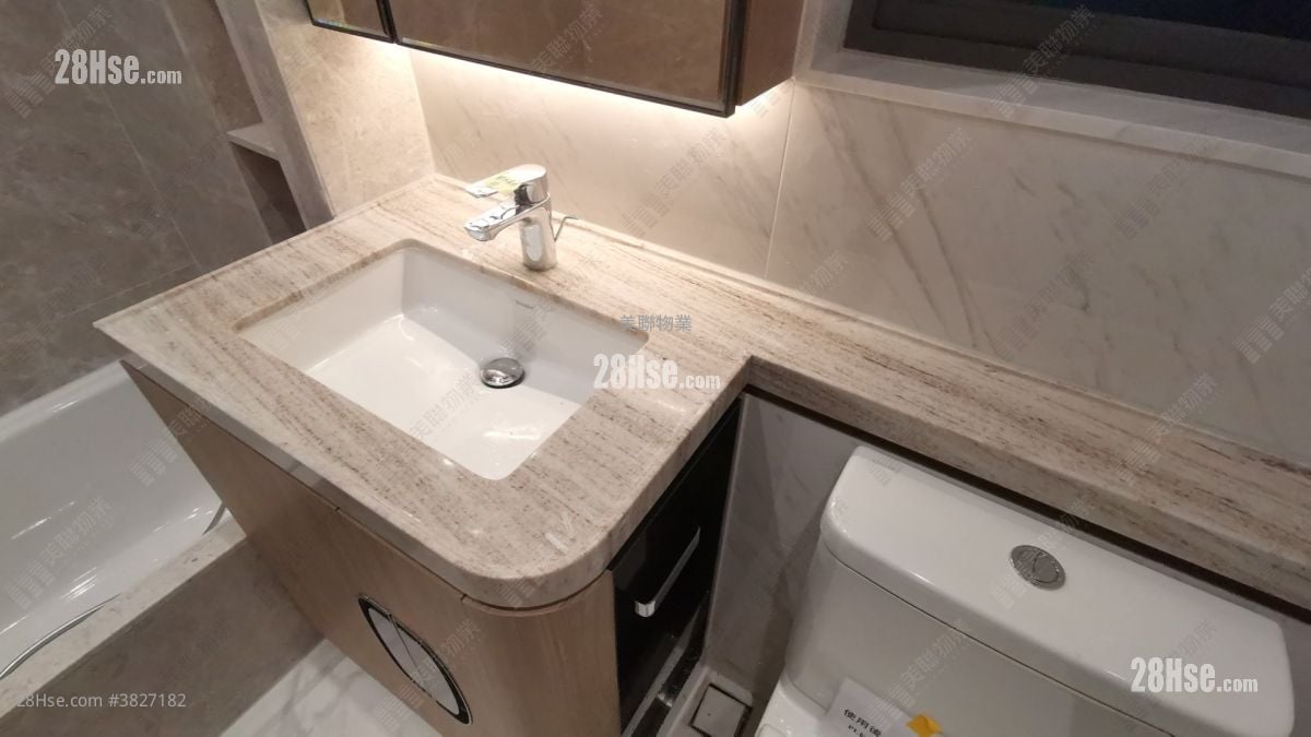 Upper River Bank Sell 1 Bedroom , 1 Bathroom 332 ft²