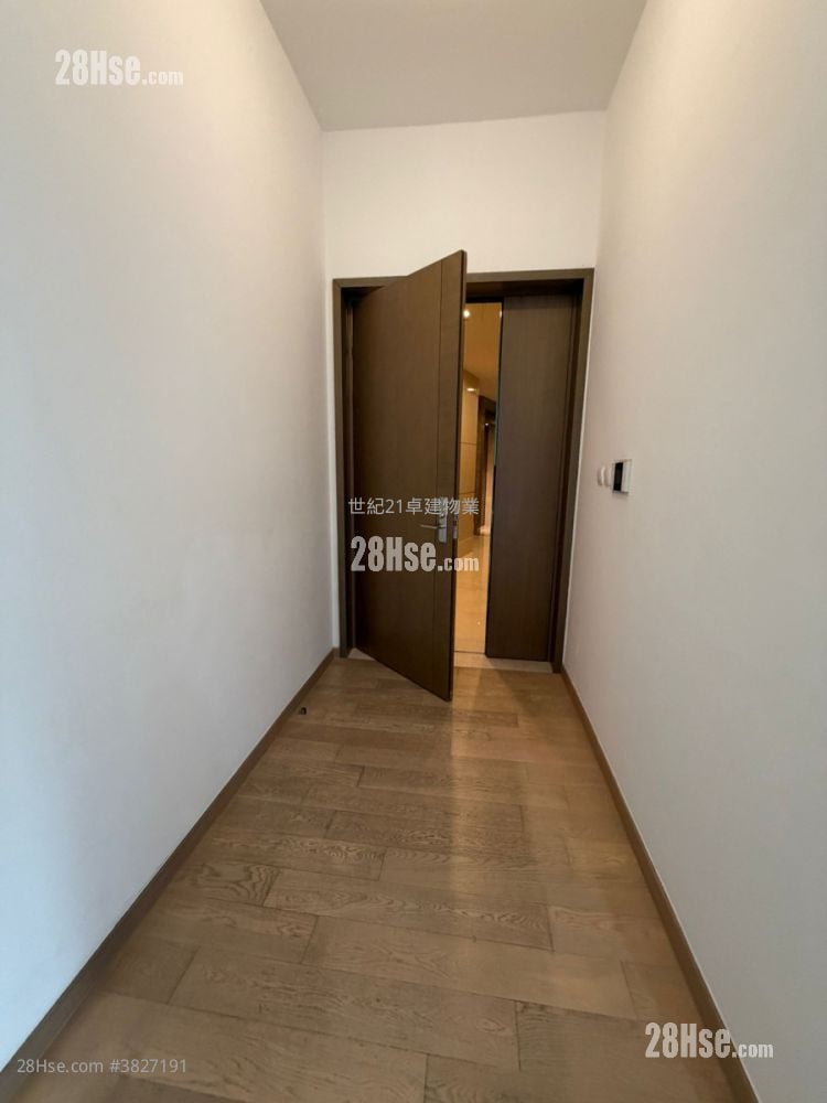 The Austin Sell 3 Bedrooms , 2 Bathrooms 991 ft²