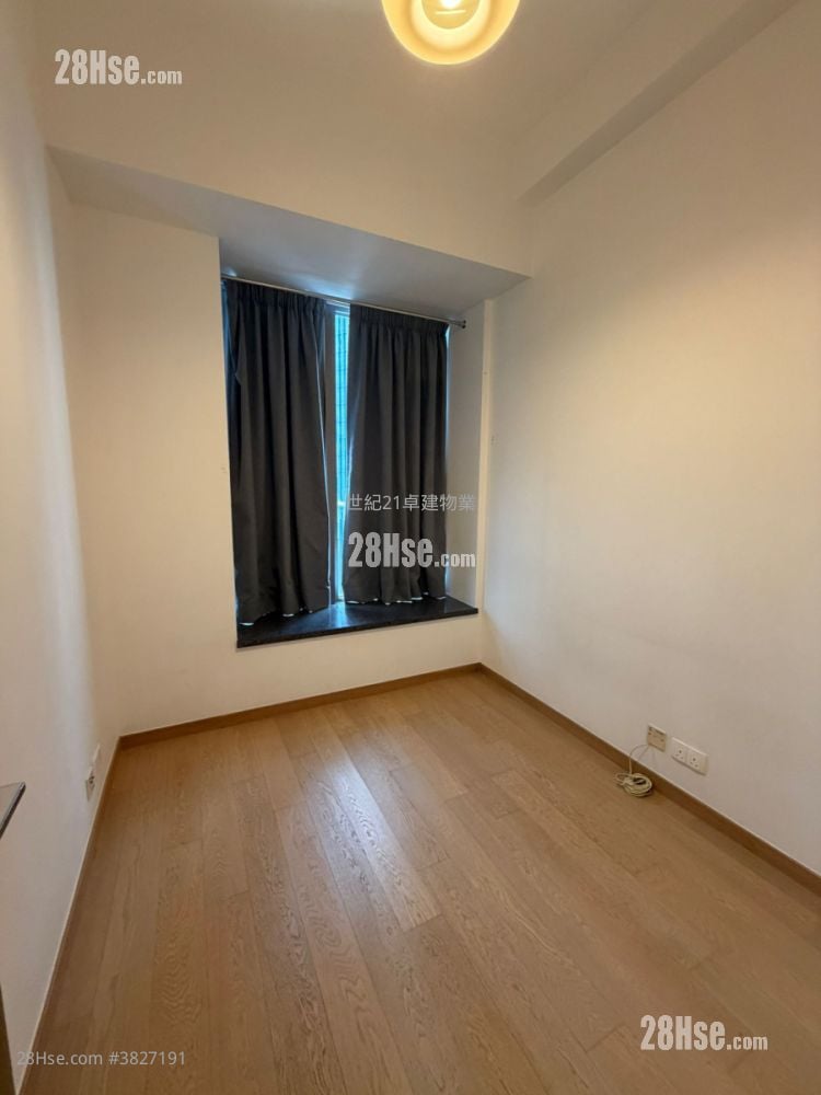 The Austin Sell 3 Bedrooms , 2 Bathrooms 991 ft²