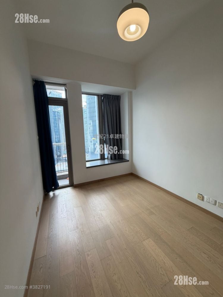 The Austin Sell 3 Bedrooms , 2 Bathrooms 991 ft²