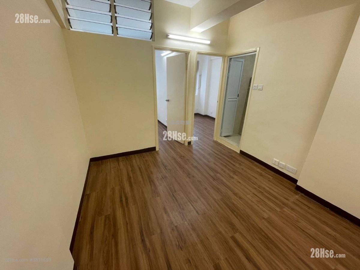 Malahon Apartments Sell 2 Bedrooms , 1 Bathroom 355 ft²