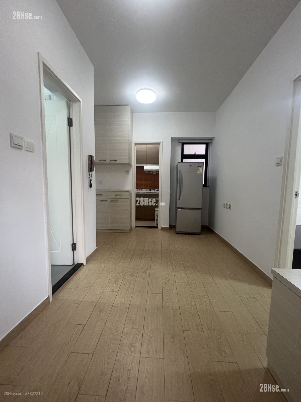 新达大厦 租盘 1 房 , 1 浴室 327 平方尺