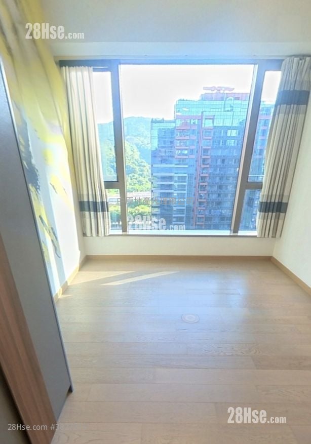 Centra Horizon Sell 3 Bathrooms 1,019 ft²