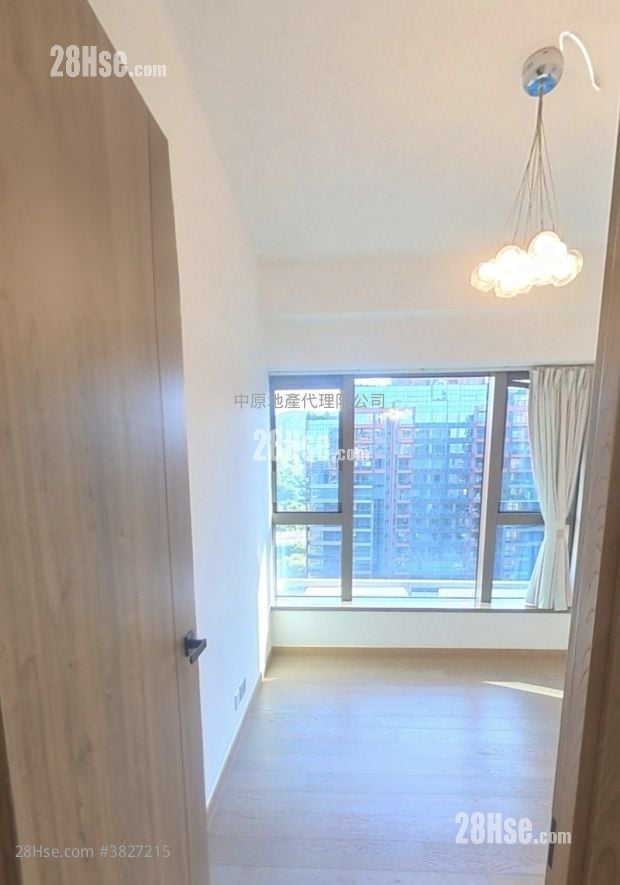 Centra Horizon Sell 3 Bathrooms 1,019 ft²