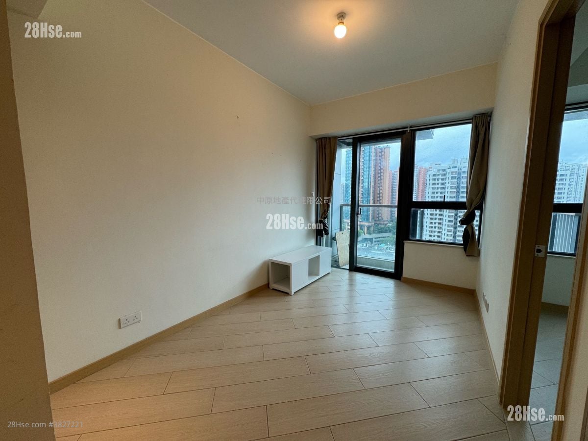 Commune Modern Sell 1 Bedroom 294 ft²