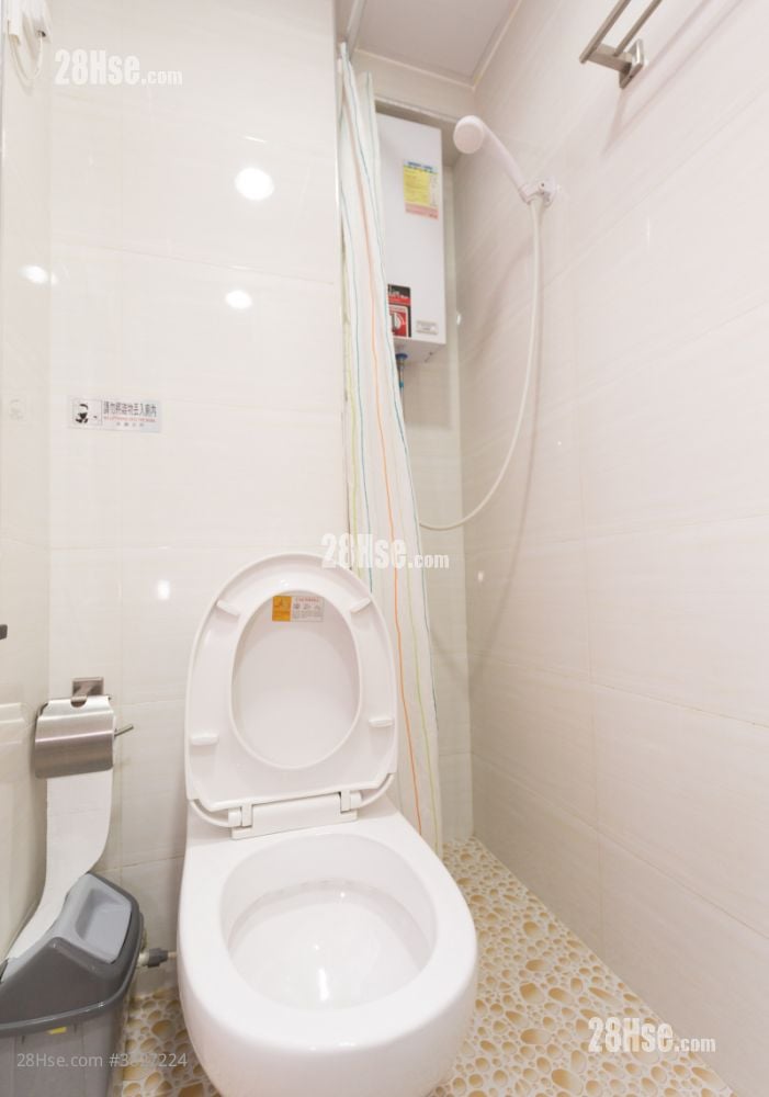 新城大廈 租盤 開放式間隔 , 1 浴室 150 平方呎