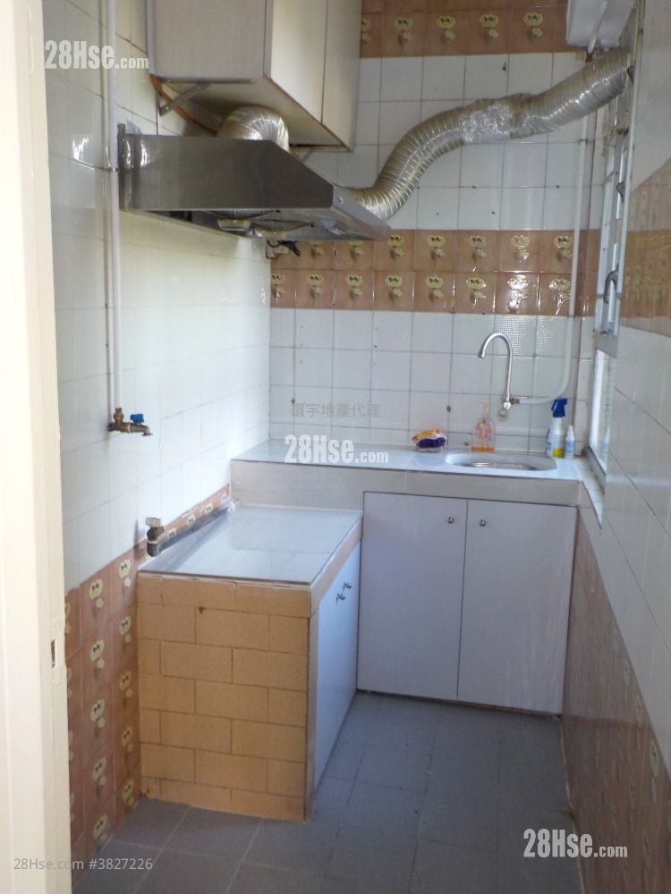 好勝大廈 租盤 2 房 , 1 浴室 283 平方呎