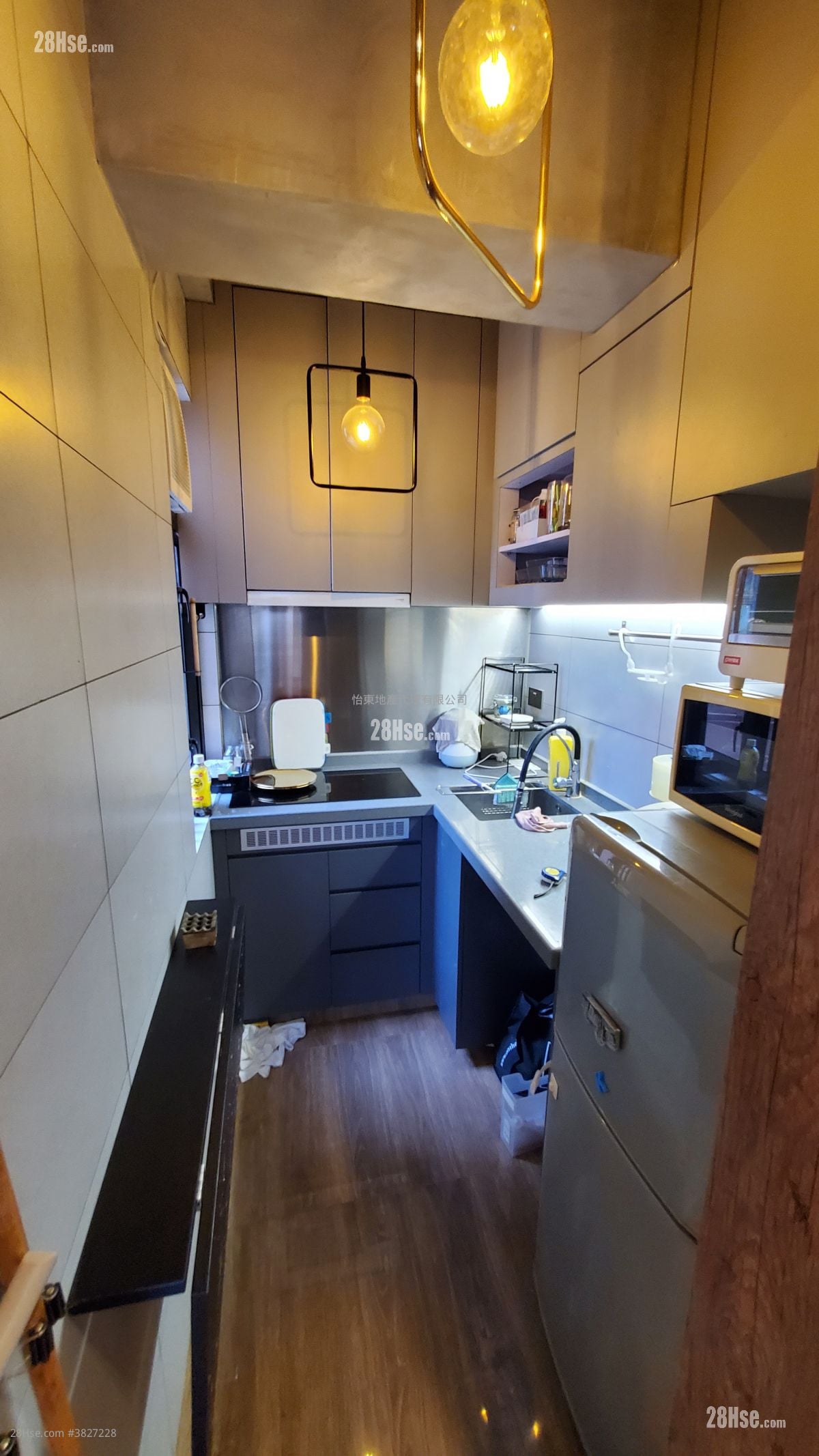 Wah Fat Mansion Sell 1 Bedroom , 1 Bathroom 326 ft²