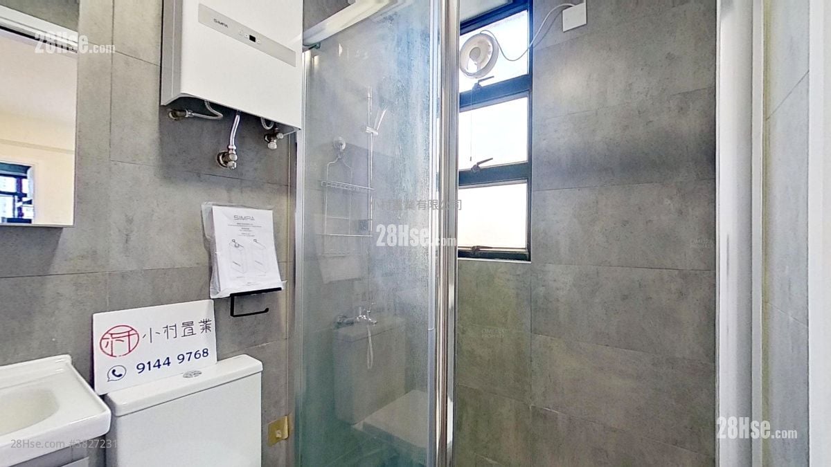 浴室: Flora Court 租盘 1 房 , 1 浴室 313 平方尺