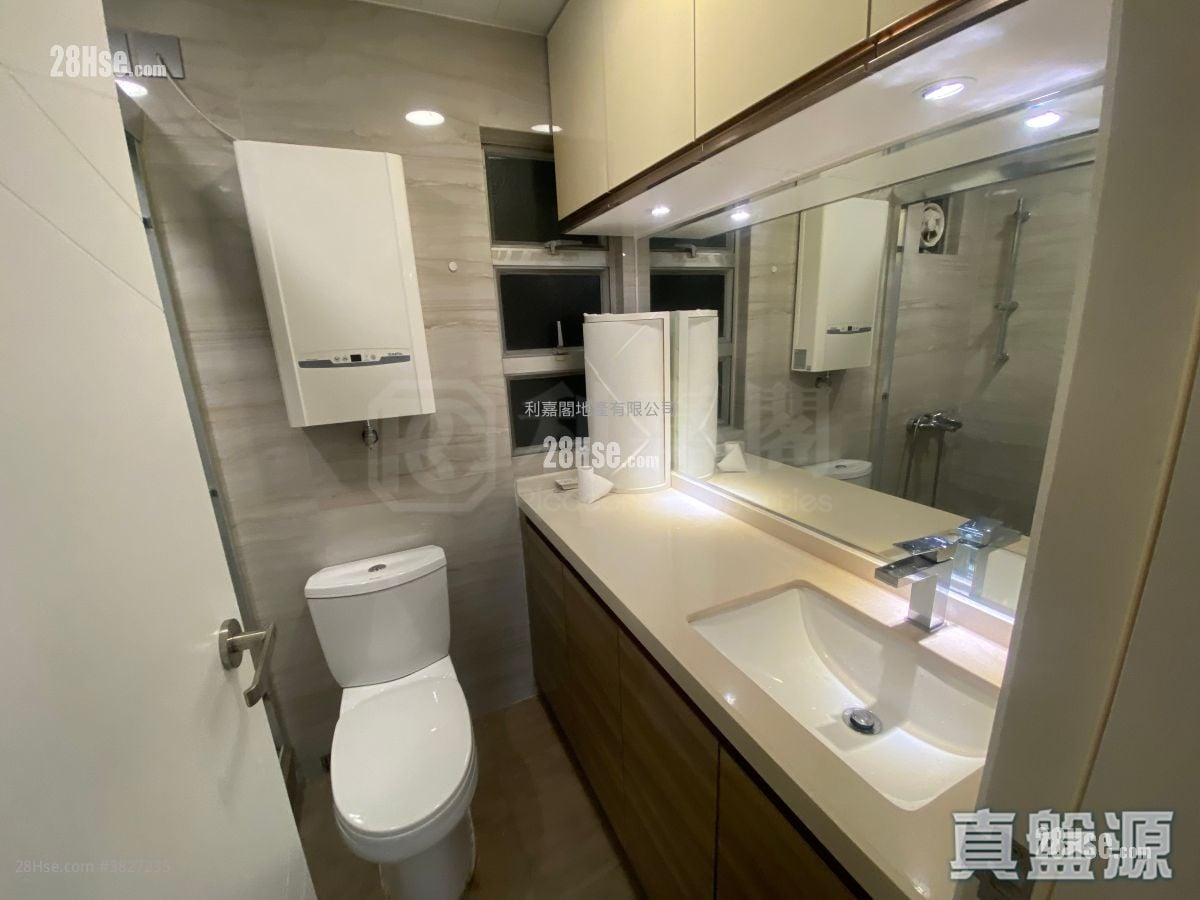 Kingswood Villas Rental 551 ft²