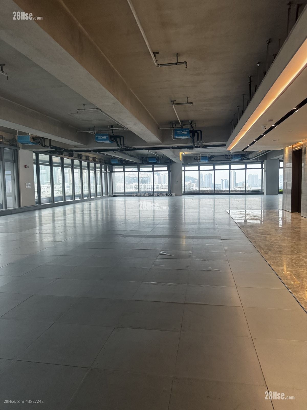 四洲集團中心 售盤