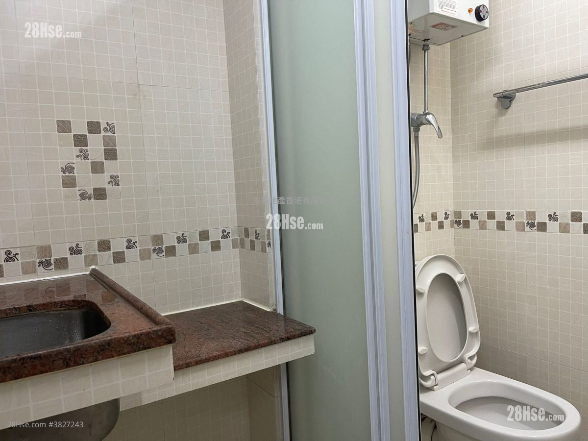 單幢樓房 租盤 1 浴室 150 平方呎