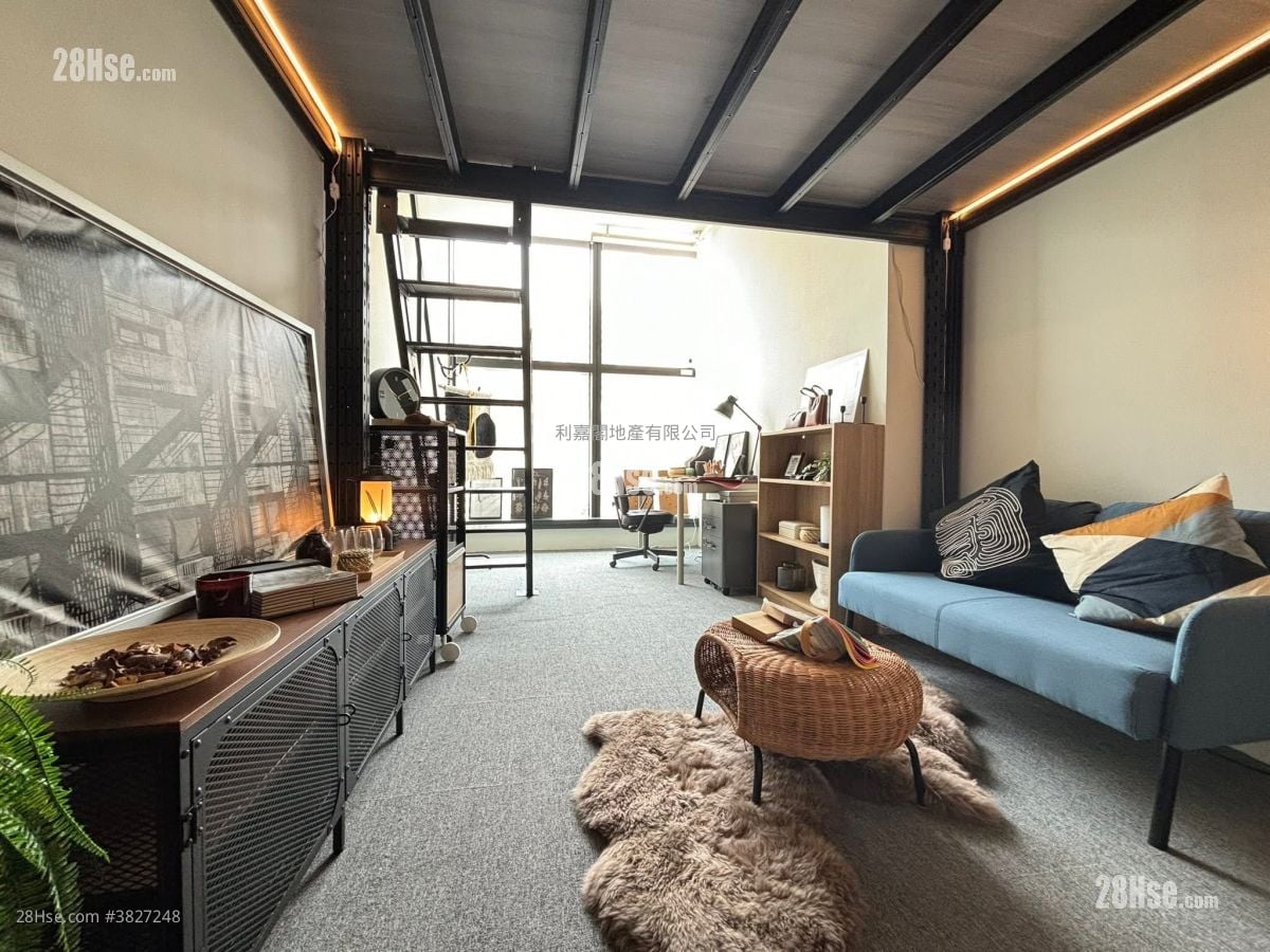 I CITY 售盤 2 房 , 1 廁所