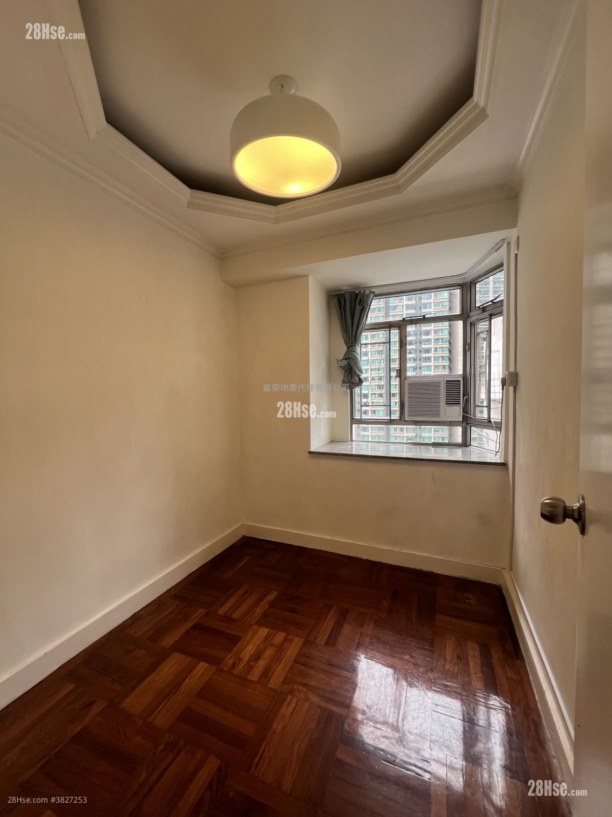 紅磡灣中心 租盤 3 房 , 1 浴室 492 平方呎