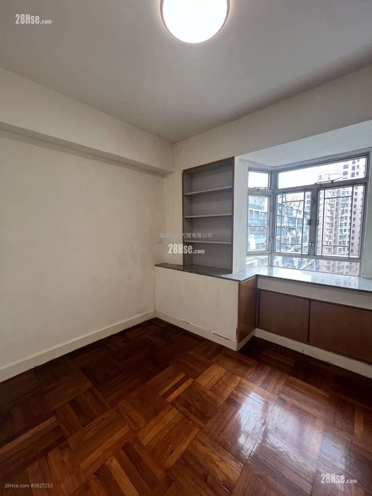 紅磡灣中心 租盤 3 房 , 1 浴室 492 平方呎