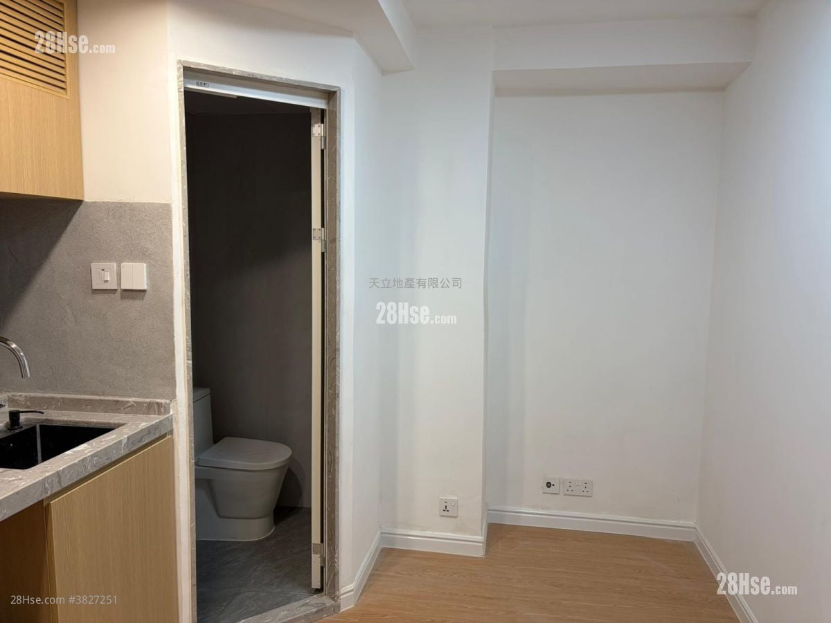 德美樓 租盤 1 房 , 1 浴室 239 平方呎