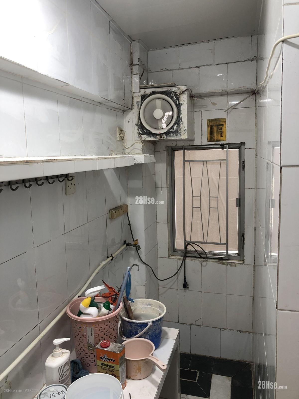 好運唐樓 租盤 180 平方呎