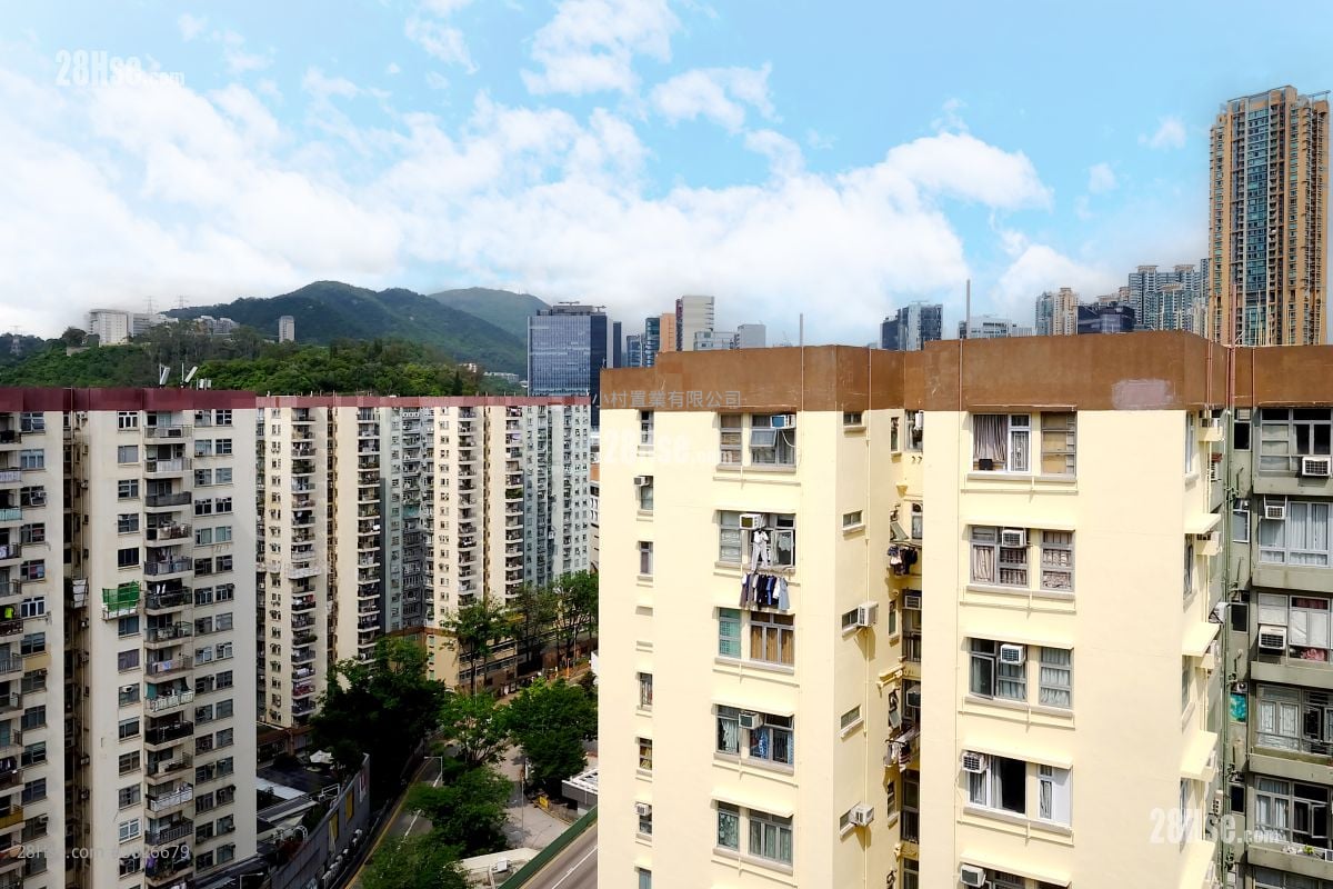 景观: 美孚新邨 售盘 4 房 , 2 浴室 590 平方尺