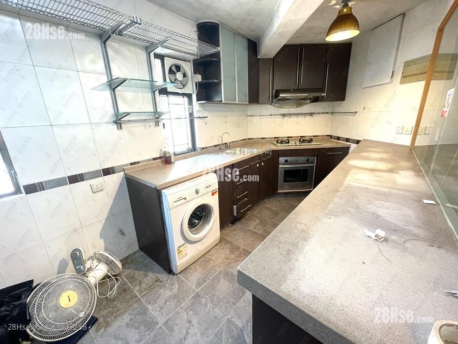 公爵閣 售盤 989 平方呎