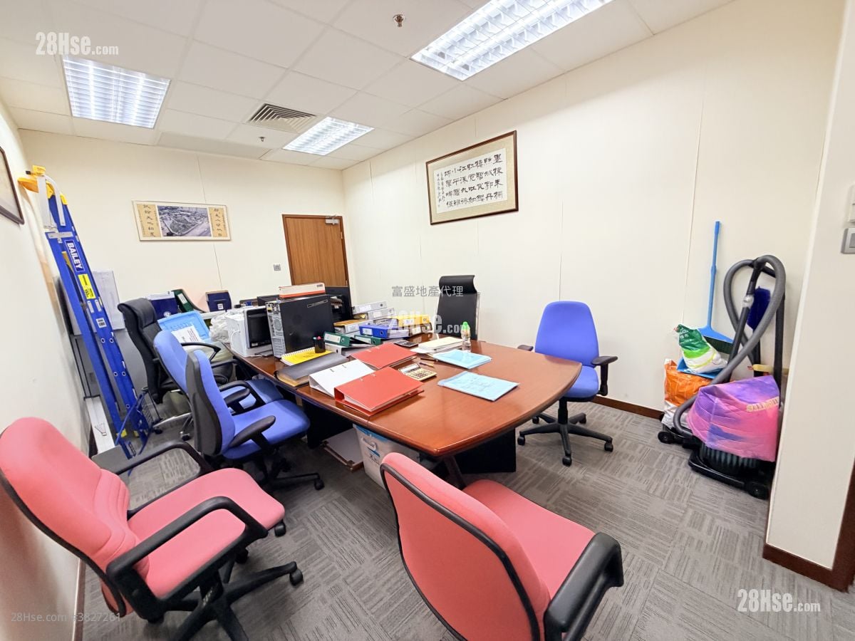 Ford Glory Plaza Rental 4 Bedrooms