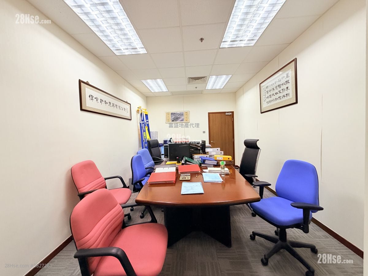 Ford Glory Plaza Rental 4 Bedrooms