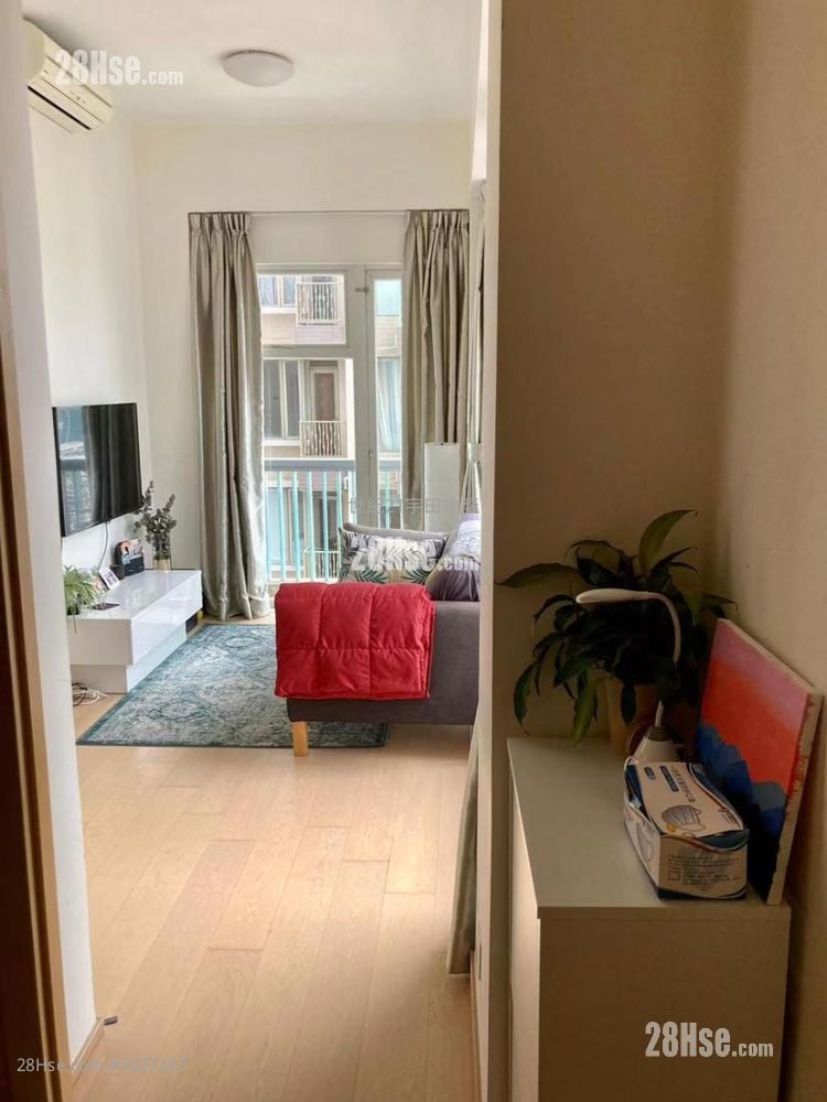 Gardenia Sell 2 Bedrooms , 1 Bathroom 396 ft²