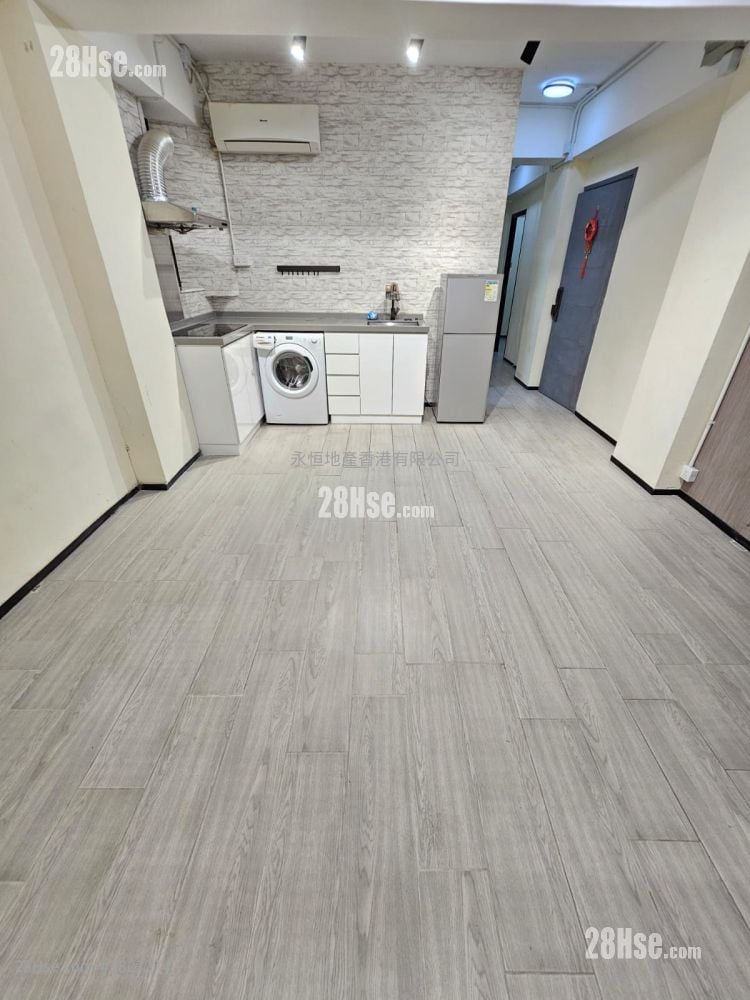 單幢樓房 售盤 3 房 , 1 浴室 612 平方呎