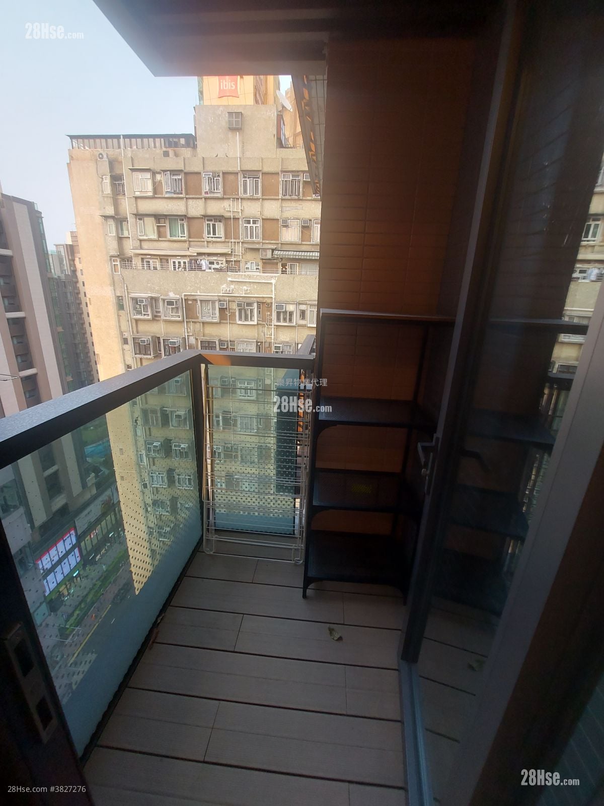 Novum Point Rental Studio , 1 Bathroom 181 ft²