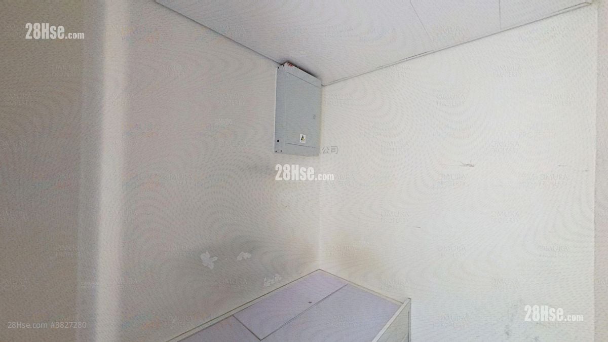 工人房: 溋玥天賦海灣 售盤 4 房 , 3 浴室 1,559 平方呎