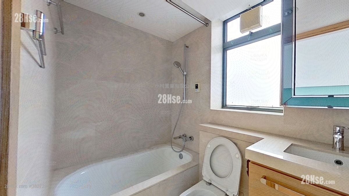 浴室: 溋玥天賦海灣 售盤 4 房 , 3 浴室 1,559 平方呎