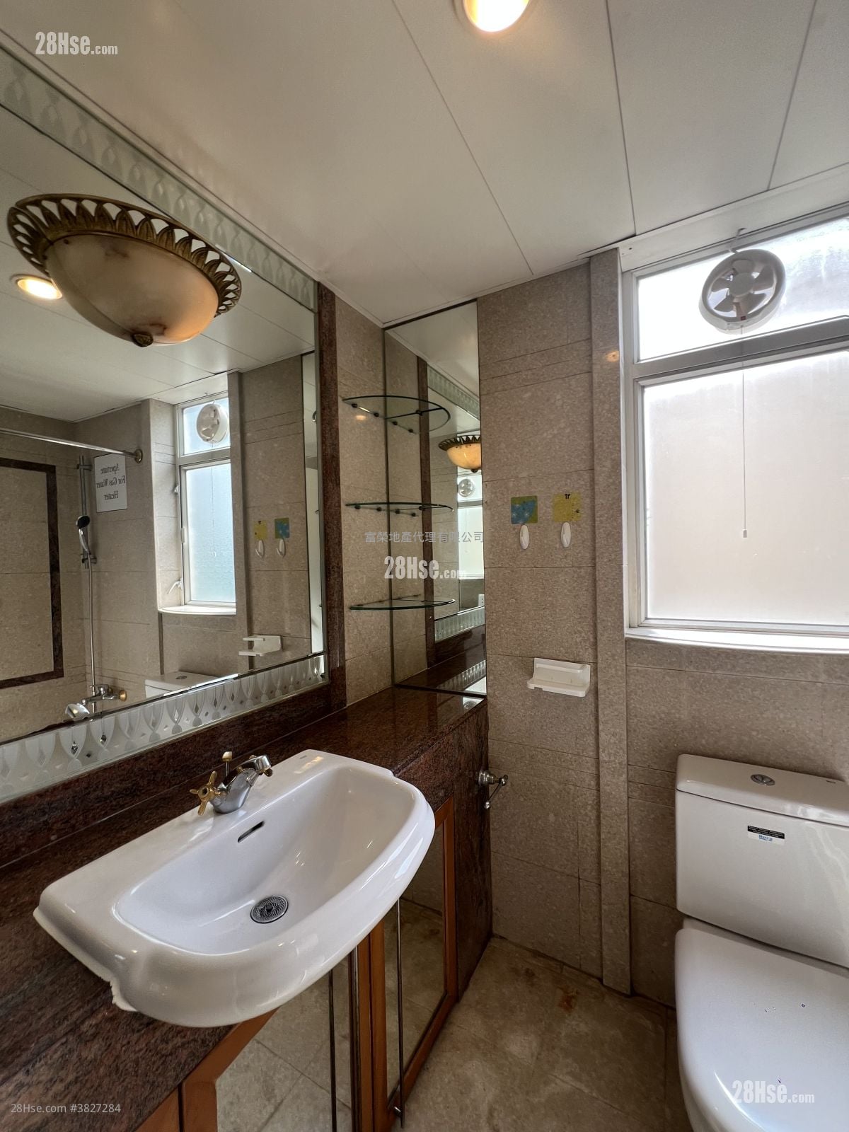 海逸豪園 租盤 4 房 , 2 浴室 884 平方呎