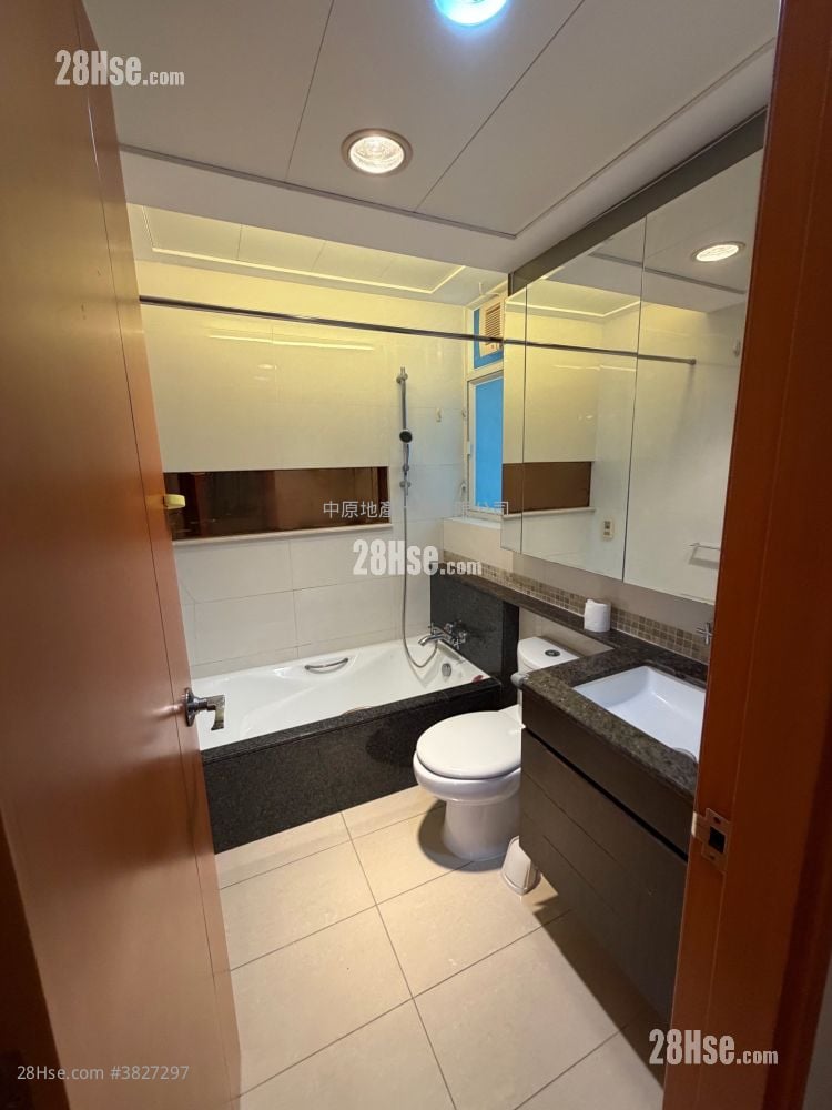 藍天海岸 售盤 2 房 548 平方呎