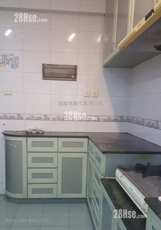 Hoi Tao Building Rental 3 Bedrooms , 2 Bathrooms 831 ft²