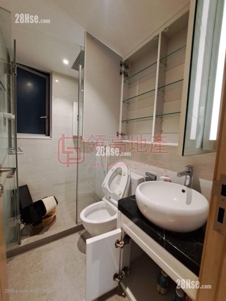 The Harbourside Rental 3 Bedrooms , 2 Bathrooms 1,054 ft²