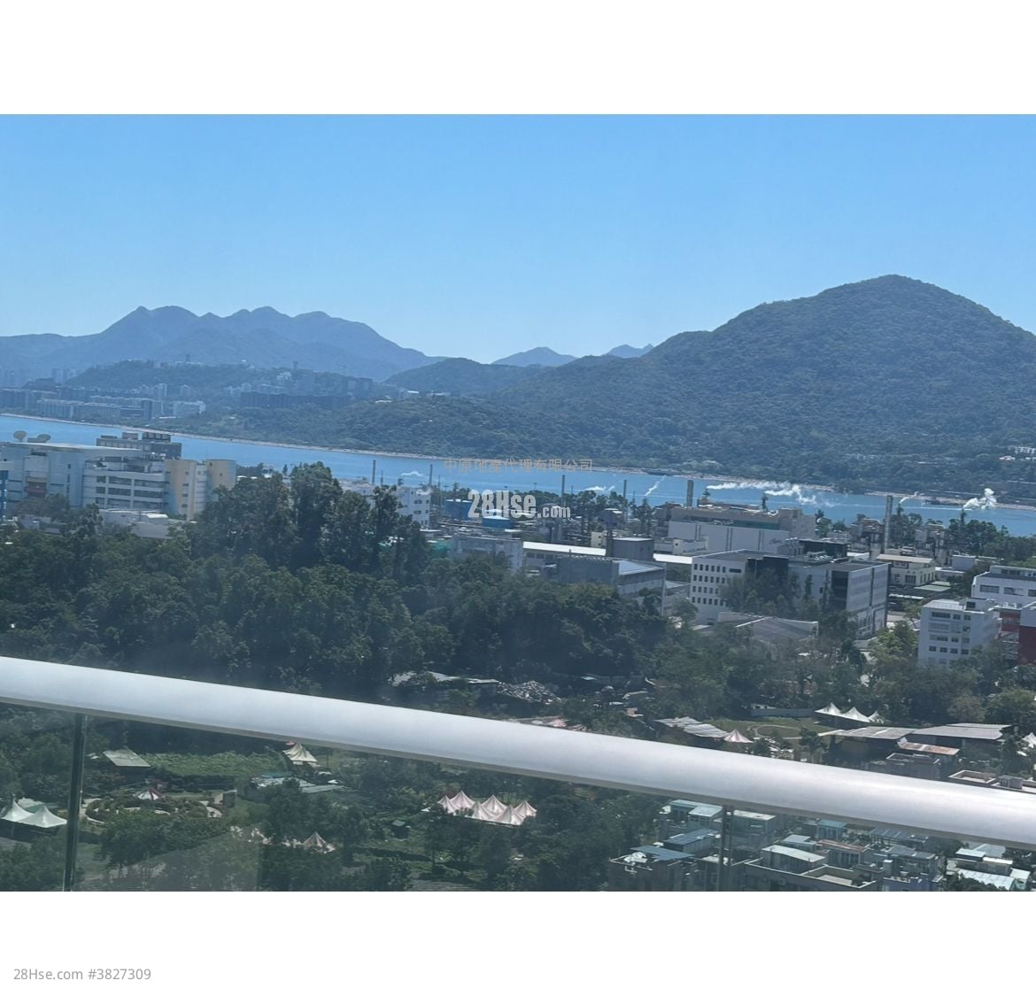 Mont Vert Sell 4 Bedrooms , 3 Bathrooms 1,632 ft²