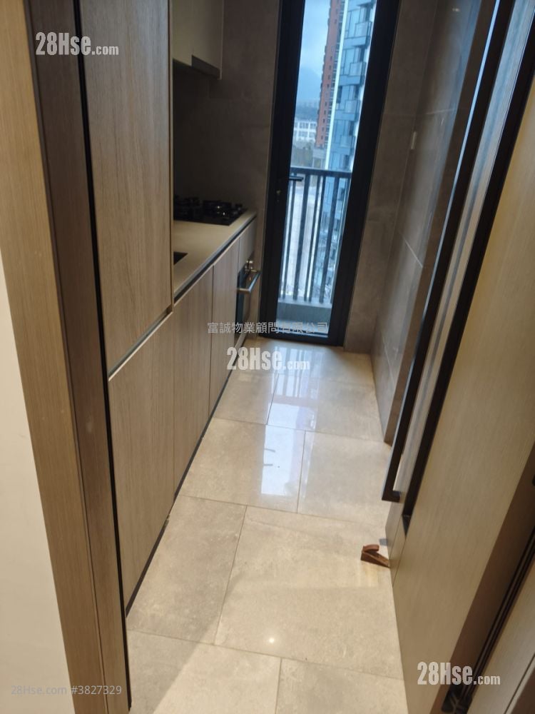 蔚藍東岸 租盤 2 房 , 1 浴室 520 平方呎