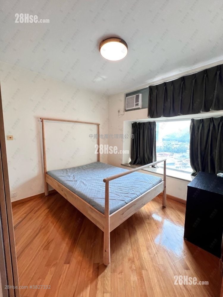 Tung Chung Crescent Sell 3 Bedrooms , 3 Bathrooms 803 ft²