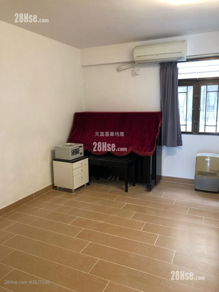 將軍澳村 租盤 3 房 , 2 浴室 700 平方呎