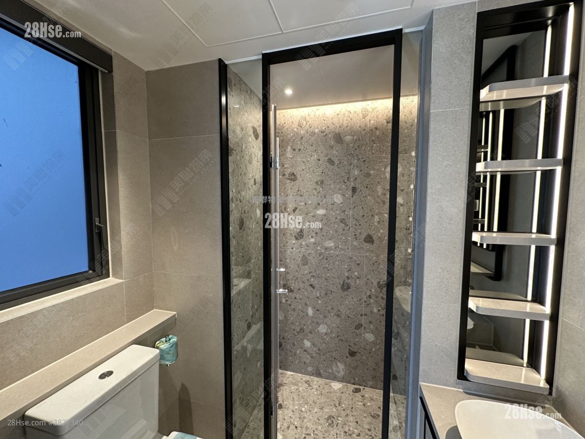 Silicon Hill 售盘 3 房 574 平方尺