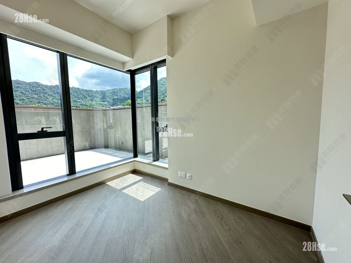 Silicon Hill 售盘 3 房 574 平方尺