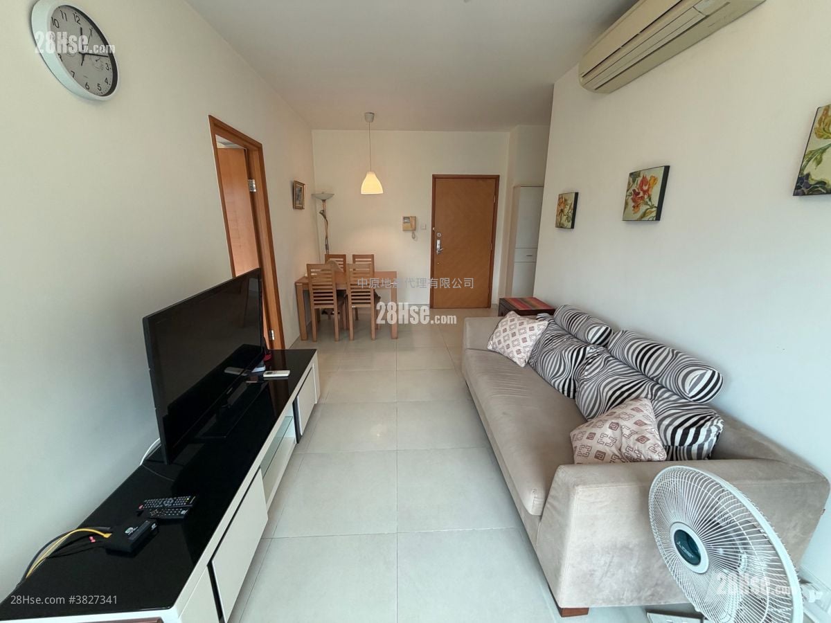 Coastal Skyline Sell 2 Bedrooms , 1 Bathroom 485 ft²