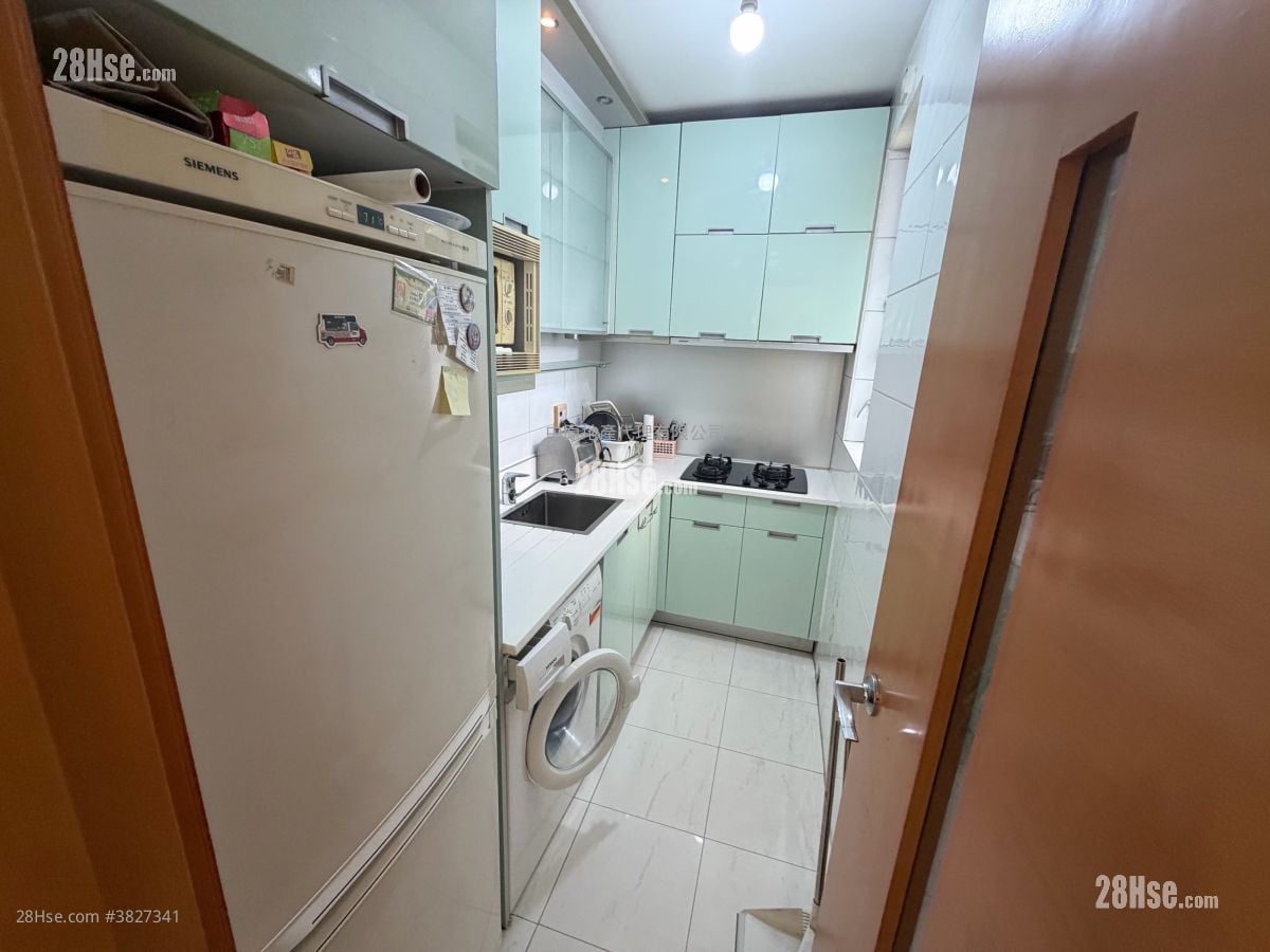 Coastal Skyline Sell 2 Bedrooms , 1 Bathroom 485 ft²