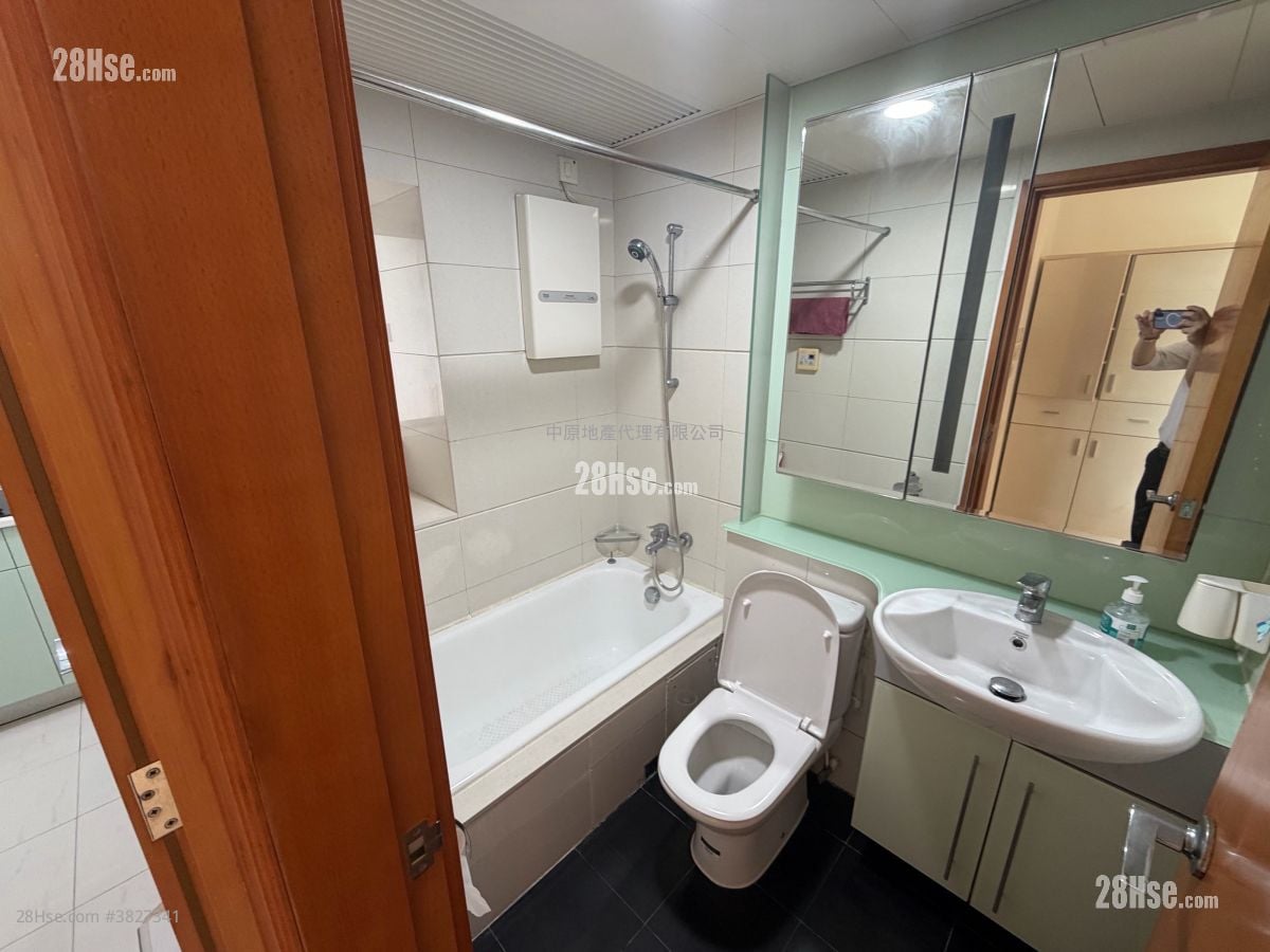 Coastal Skyline Sell 2 Bedrooms , 1 Bathroom 485 ft²