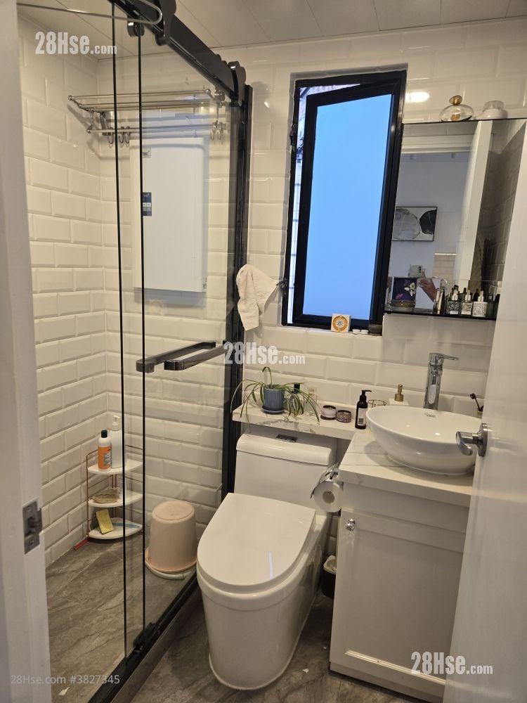 The Bellevue Place Rental 2 Bedrooms , 1 Bathroom 354 ft²