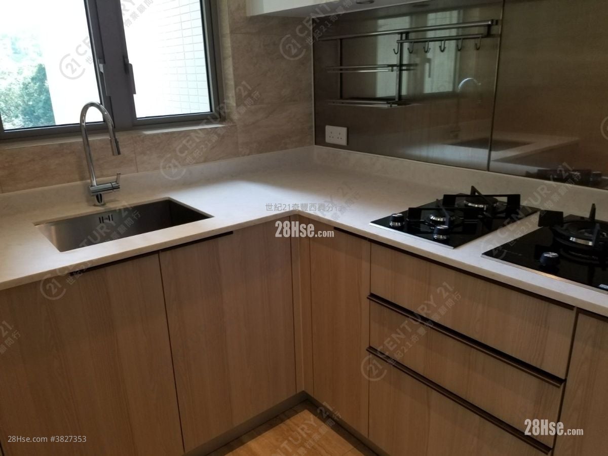 The Mediterranean Sell 668 ft²