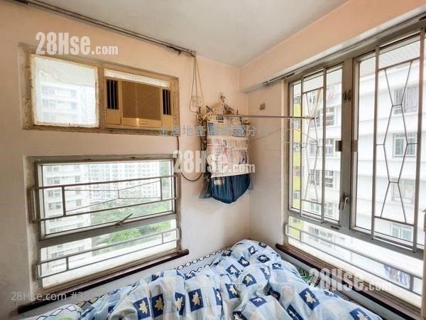 King Shan Court Sell 3 Bedrooms 568 ft²